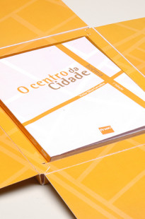 Capa de Porfólio da Ilustratégica