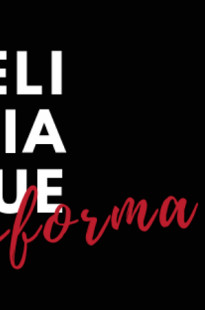 Capa de Porfólio da Ais. Comunicação E Estratégia