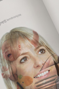 Capa de Porfólio da Comum Design