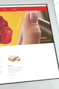 Capa de Porfólio da Comum Design