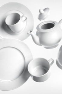 Capa de Porfólio da Comum Design