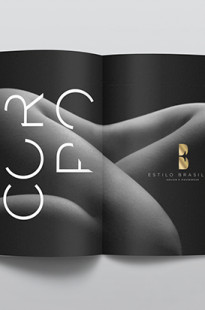 Capa de Porfólio da Comum Design