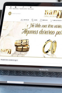 Capa de Porfólio da Fofonka Digital Art