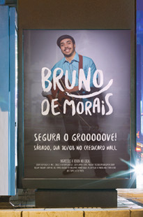 Capa de Porfólio da Petrolini Branding