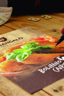 Capa de Porfólio da Amuletto