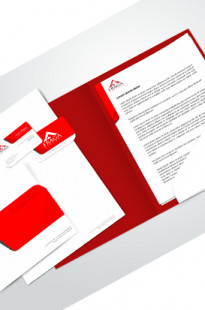 Capa de Porfólio da Yuri Mazzoni