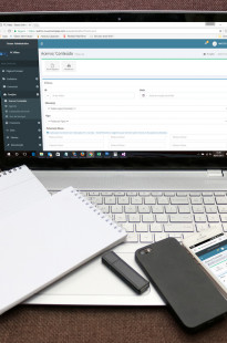 Capa de Porfólio da Nuvem Simples