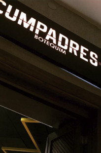 Capa de Porfólio da Estúdio Rs