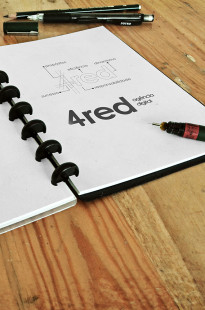 Capa de Porfólio da Agência 4Red