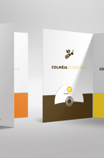 Capa de Porfólio da Stúdio Orelhão