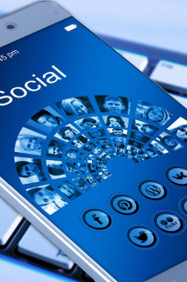 Capa de Porfólio da Plugcom Comunicação Integrada